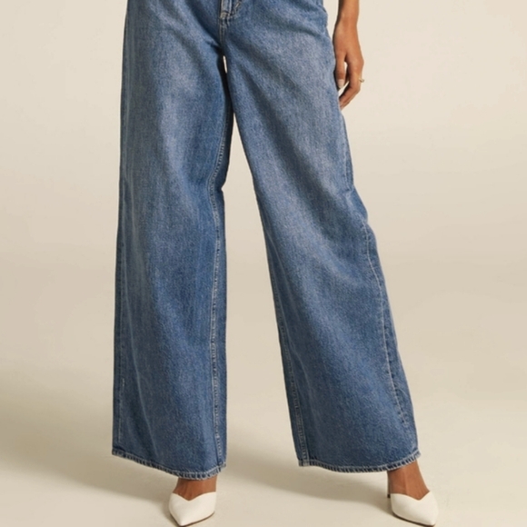 Lee High-rise Pleated Slouch Wide Leg jean - Picture 1 of 14